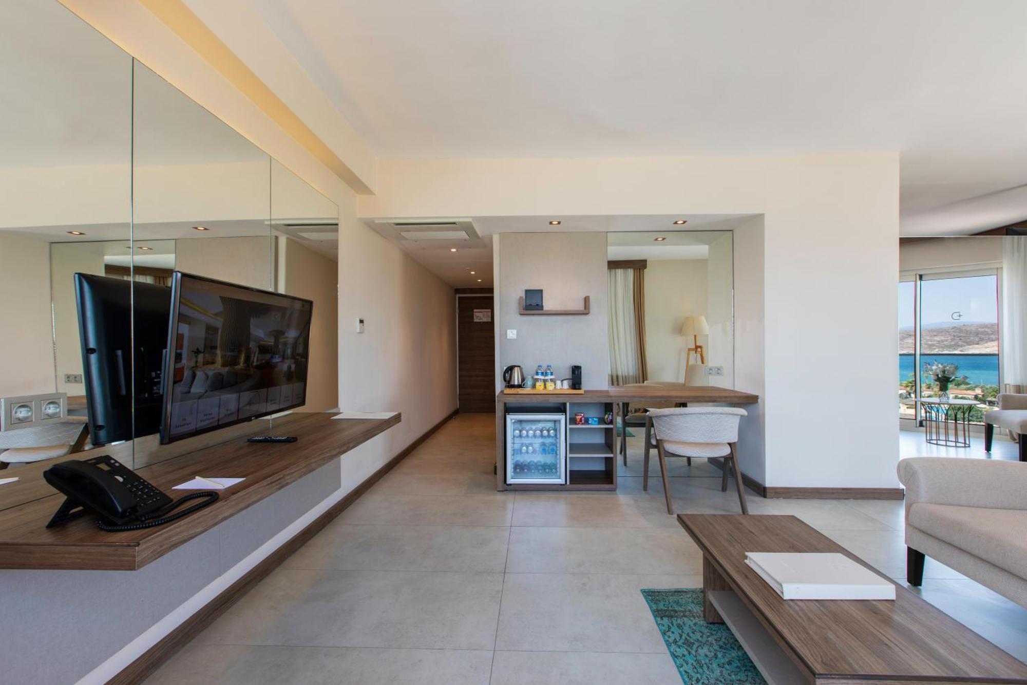 Design Plus Seya Beach Hotel Alaçatı Extérieur photo